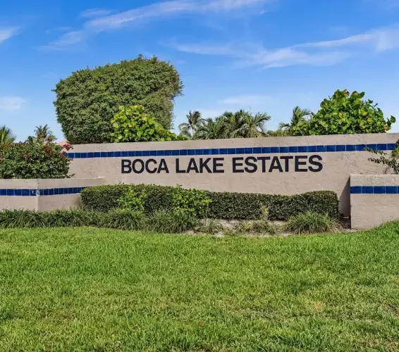 Boca Lake Estates, Boca Raton