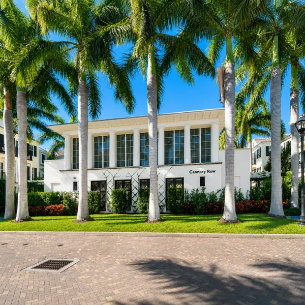 Cannery Row, Delray Beach
