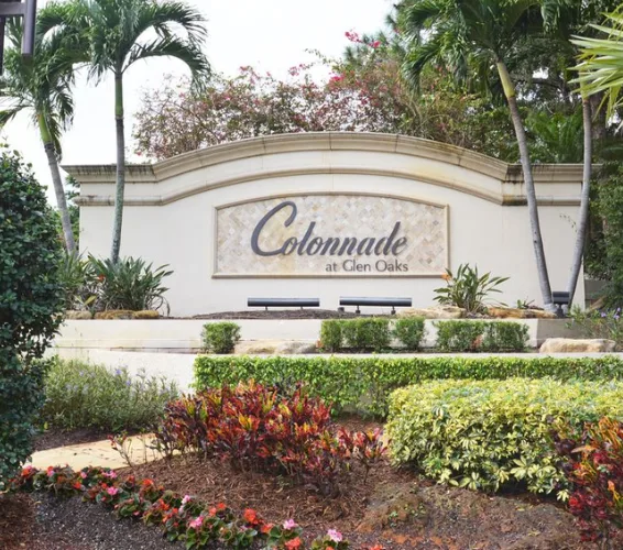 Colonnade, Boca Raton entrance