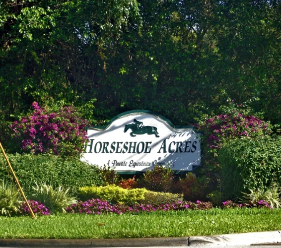 Horseshoe Acres entrance on a sunny day