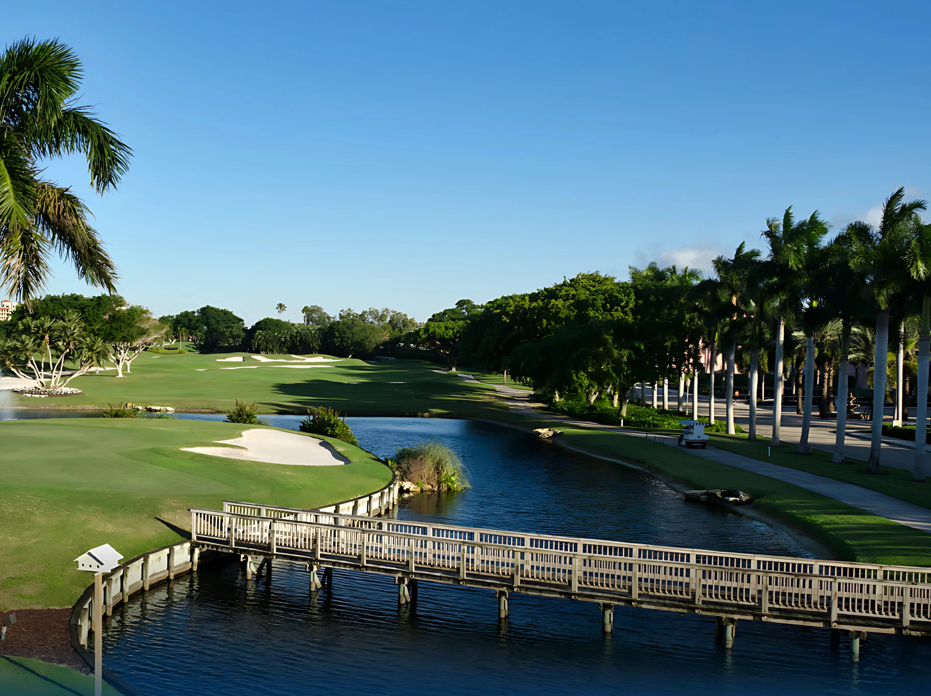A beautiful lake view of Boca Flores neighborhood in Boca Raton
