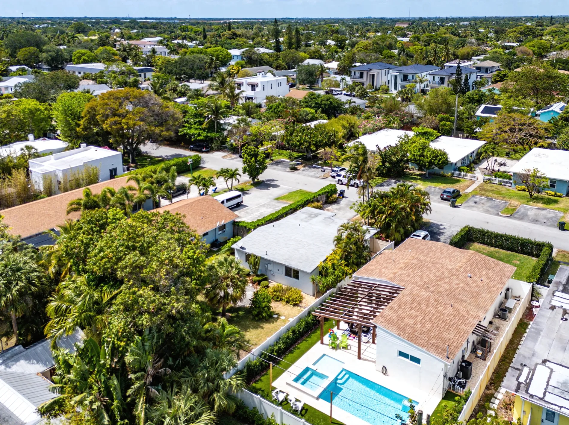 Image of new homes in Dell Park, Delray Beach New Construction