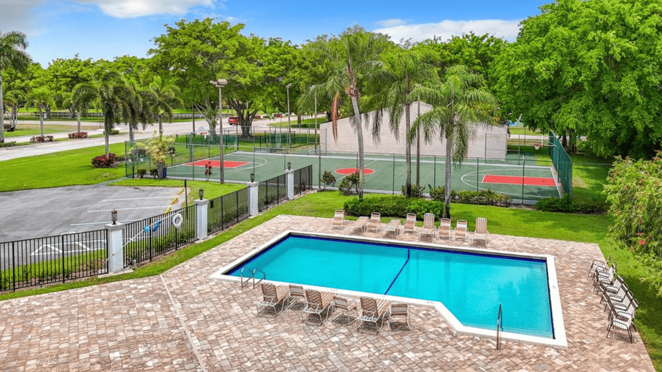 Boca Fontana Amenities