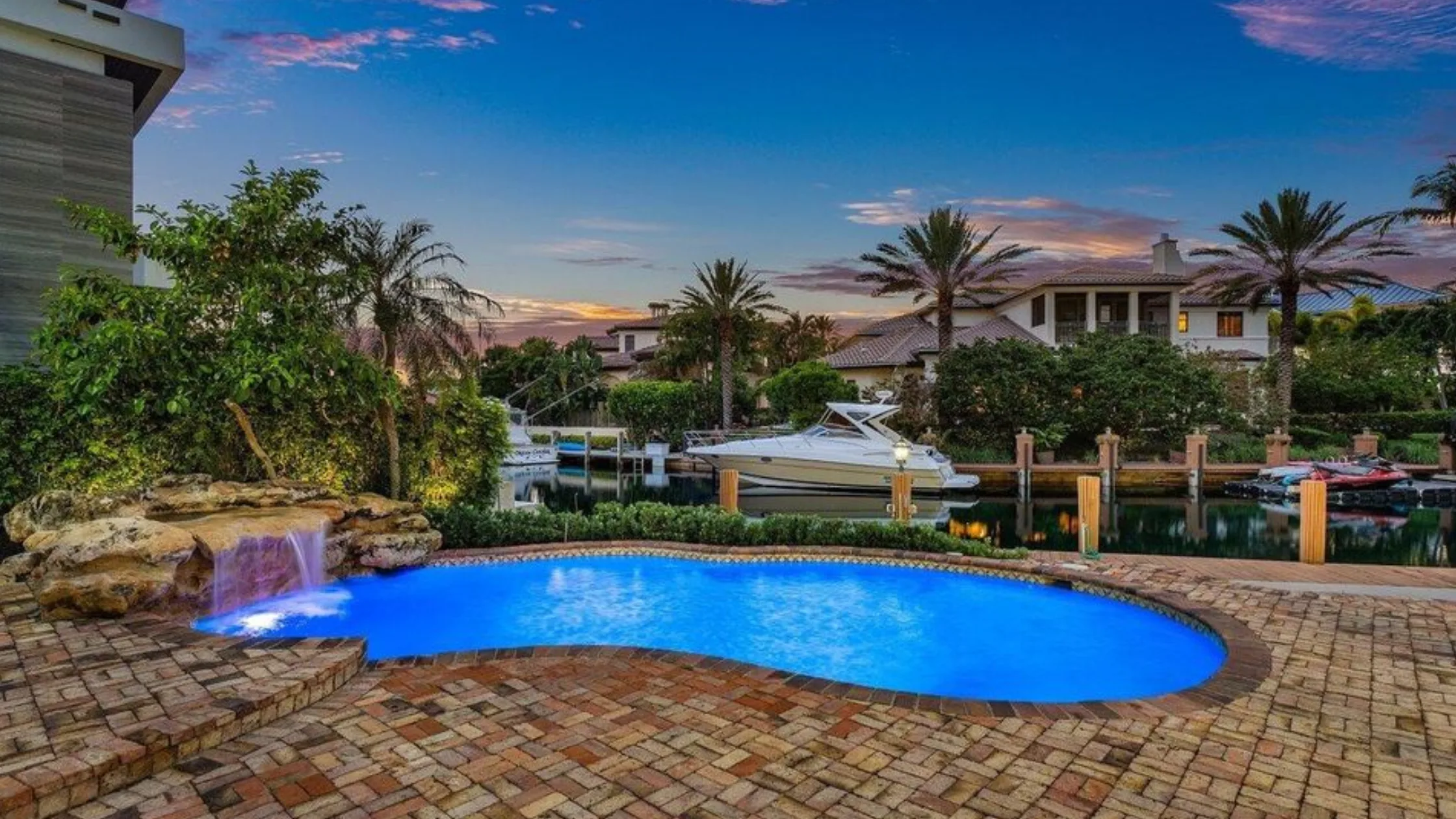Golden Harbour Amenities