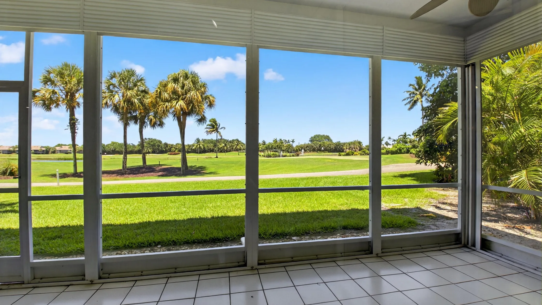 The Cove at Boca West Amenities